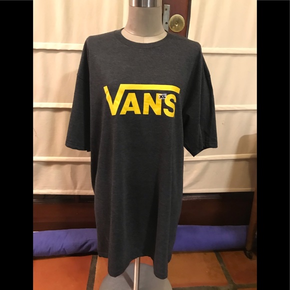 dark green vans t shirt